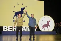 Taking over Bersama is 'second kamikaze mission', say Rafizi, Nik Nazmi
