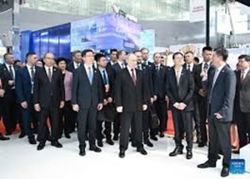 Xi, Putin hail opening of China-Russia Expo, stress cooperation