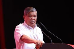 Anwar's diplomatic skills a boon in 'crazy' global political climate, says Mat Sabu