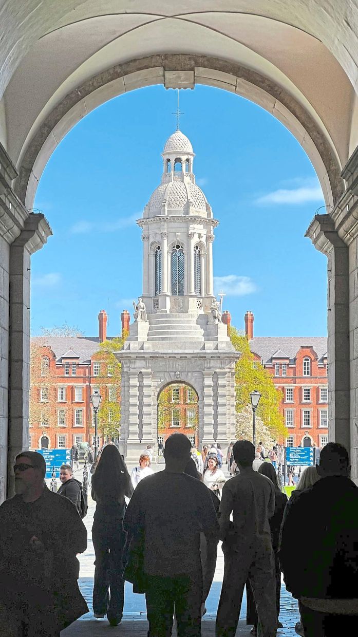 Trinity College is one of the places Cox and her boyfriend managed to visit during their short visit to Dublin.