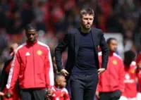Soccer-Carrick plays down future talk after Man United secure third-place finish