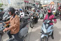 Distinguished gentlemen ride against cancer