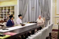 King grants audience to Anwar