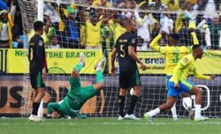 Soccer-Mamelodi Sundowns beat Royal Armed Forces 1-0 in African Champions League final first leg
