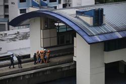 No train service on Singapore's Bukit Panjang LRT between Senja and Bukit Panjang after man falls onto track