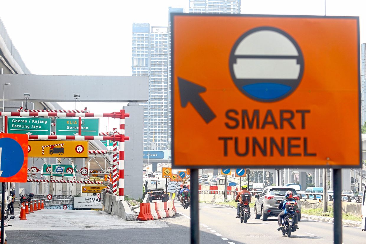 While KL has assets like the Stormwater Management And Road Tunnel (SMART), the primary gap lies in its maintenance culture. — Filepic