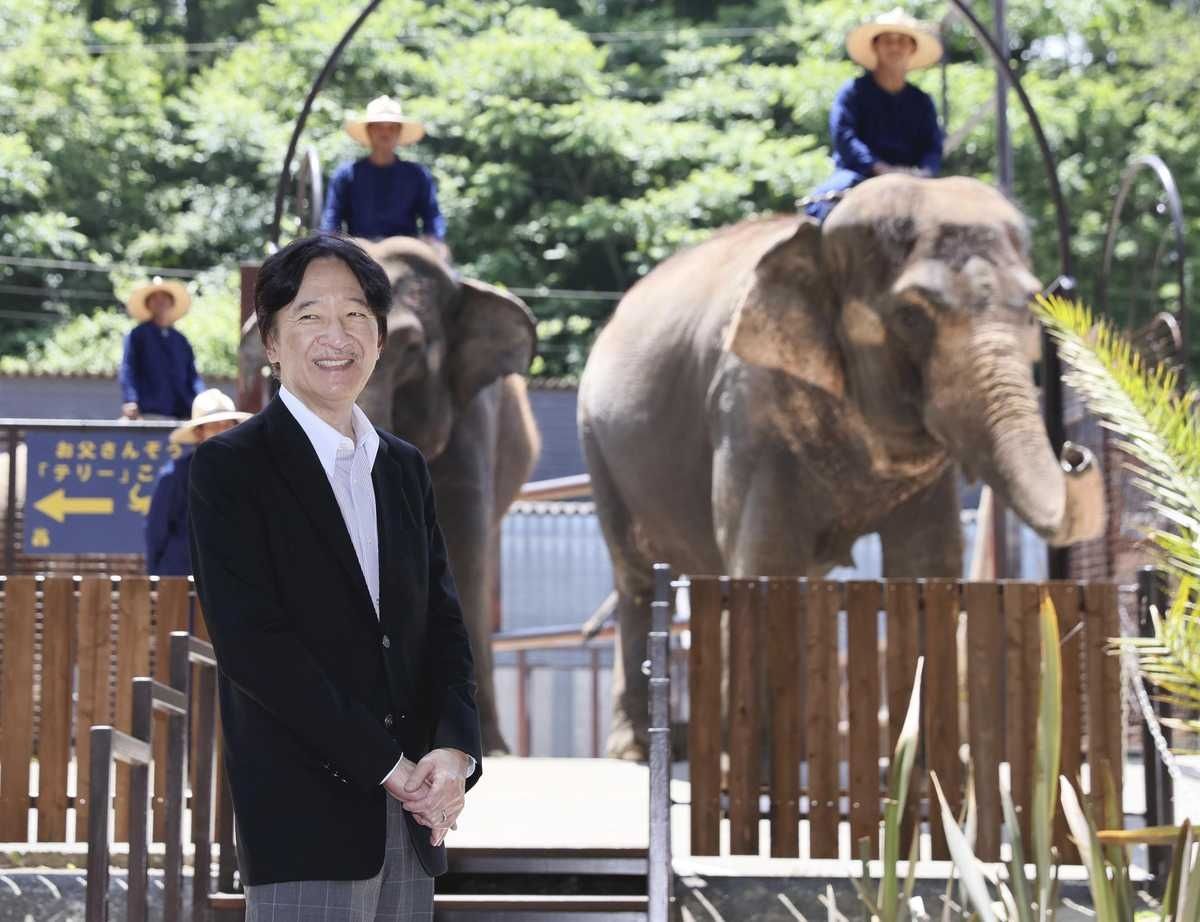 Japan's Crown Prince Akishino's Zoo Visit Highlights Elephant Conservation Amidst Global Challenges