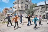 The kids who dance to escape and enjoy