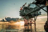 Oil falls 2% as Trump holds off scheduled attack on Iran