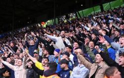 Soccer-Leeds promise bans over homophobic chanting at Brighton match