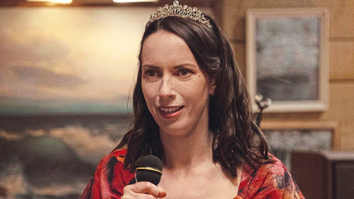 'This tiara is to make up for when the Boogeyman's murder spree forced the town to cancel prom night, robbing me of my chance to be prom queen. No, really, I had advance word that I won.'