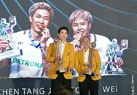 Tang Jie-Ee Wei are first mixed doubles pair to win national awards