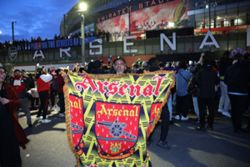 Soccer-Celebrations erupt in North London after Arsenal seal Premier League title