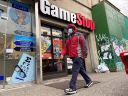 GameStop increases stake in eBay to more than 6%