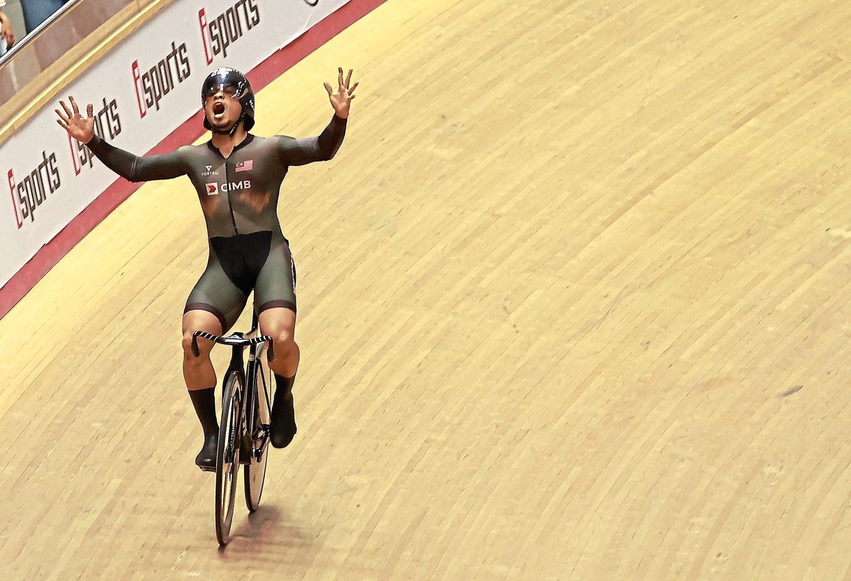 RTG coordinator Datuk Stuart Rama­lingam said they will include the former world keirin champion into the elite programme as long as he makes it into the top eight in the world.