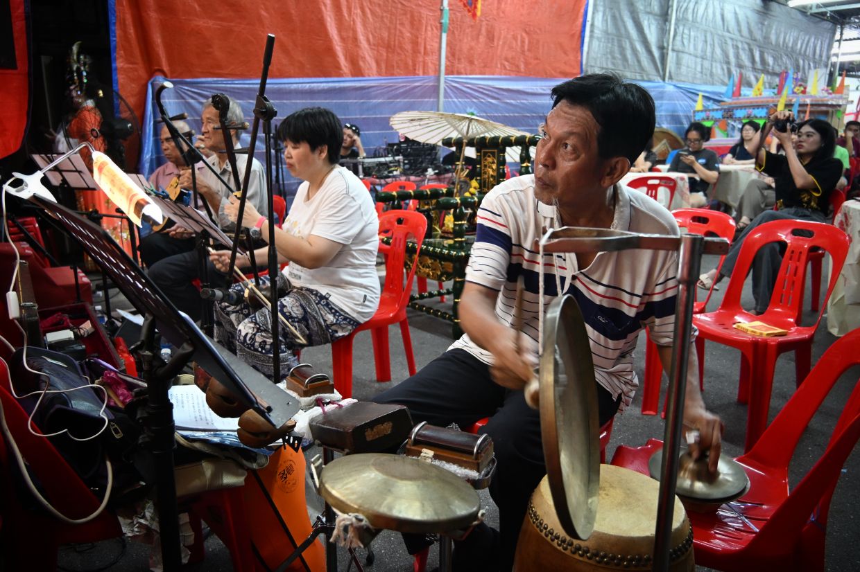 The pop-up opera performance will also be accompanied by live musicians. Photo: Andy Loh
