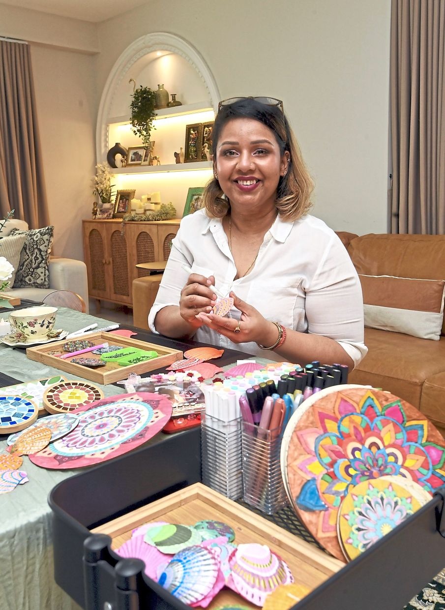 Intricate, repetitive tasks encourage the brain to focus on the present moment rather than anxious thoughts or rumination, says Dr Dakshinah.
