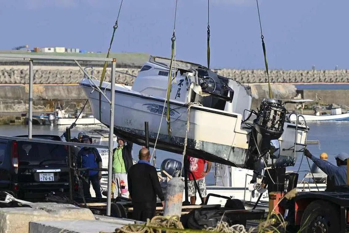The vessels capsized, throwing a total of 21 people into the sea, including 18 students.