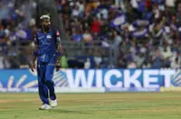 Cricket-Pandya docked match fees as Mumbai woes persist