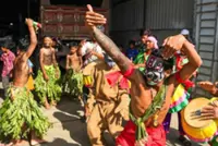 Cambodian avatars pray to spirits for rain, peace with Thailand