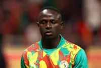 Soccer-Mane headlines tried and trusted Senegal squad for World Cup