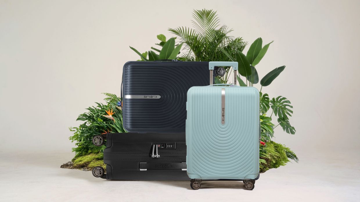 The Samsonite Hi-Fi Collection is available in three versatile sizes – 55/20, 68/25 and 75/28, to suit every travel need.