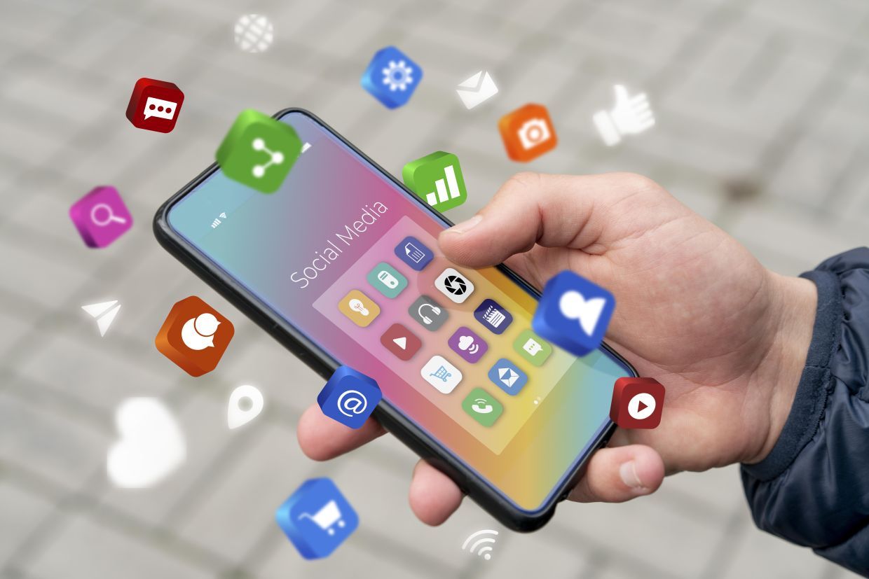 To prevent users under the age of 16 from opening social media accounts, users will need to upload their identity cards, passports or other official documents.