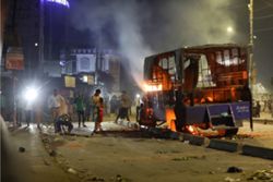 Thousands clash with Bangladesh police over alleged rape of four-year-old