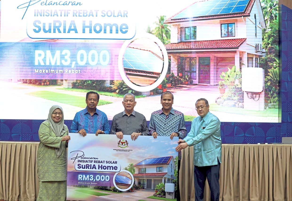 Fadillah Yusof said Malaysia’s energy supply is currently expected to be sufficient until July.