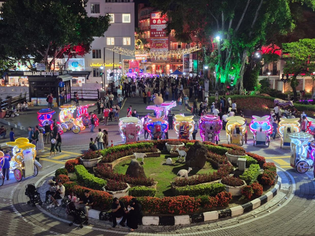 Rosli said Melaka’s trishaw riders are known for creatively adapting their music selections according to festivities and tourist demographics in the city.