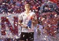 Tennis-Peruvian Buse beats Paul to win Hamburg crown ahead of French Open