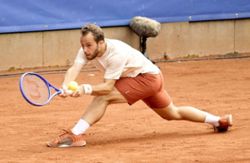 Tennis-Monfils embraces final Roland Garros as trickster Gaston looks to spoil send-off