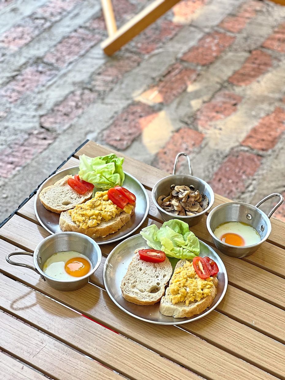 You can choose to cook your own meals or have them prepared for you.