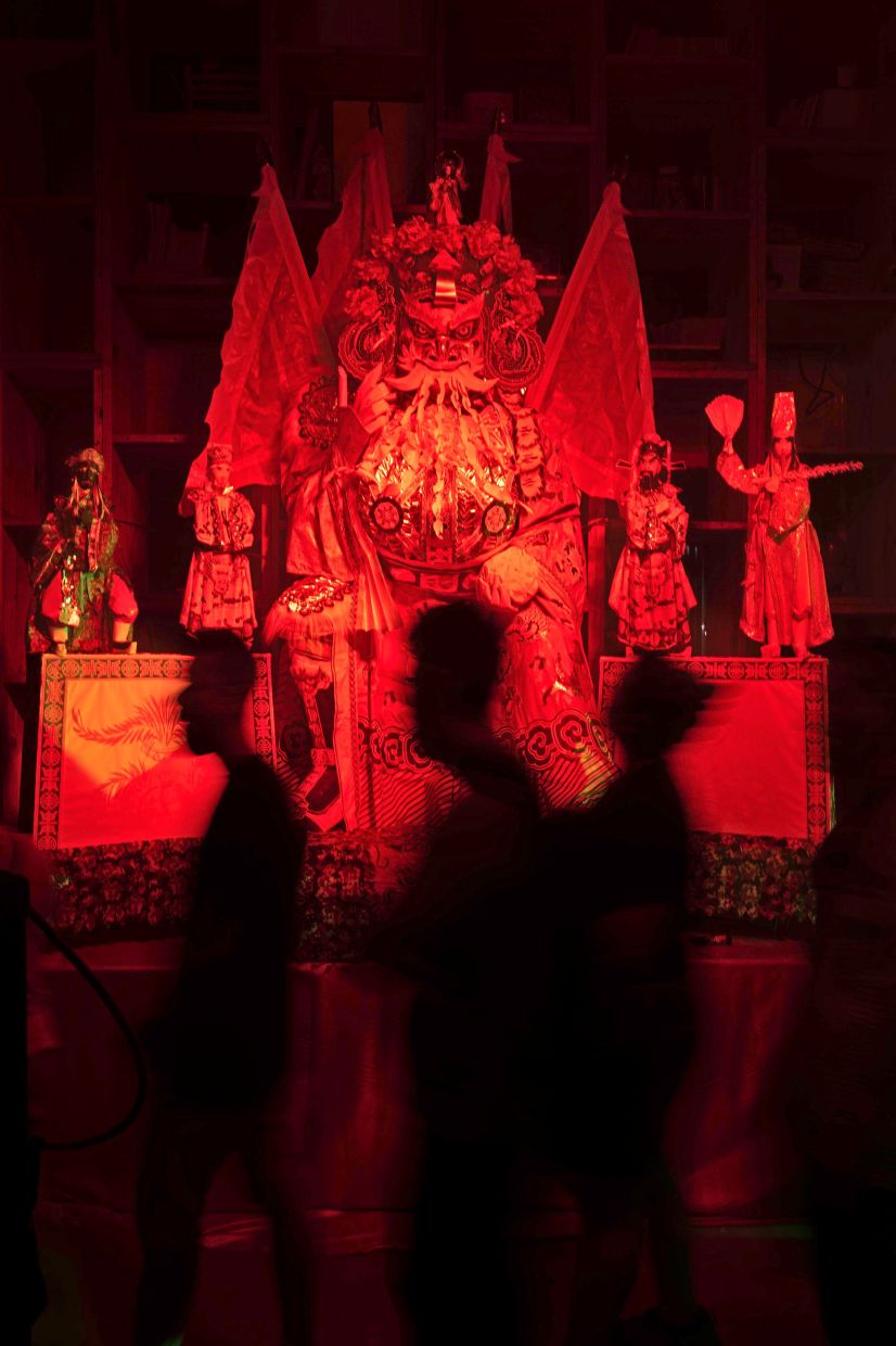 The show began with conversations that moved between research into cultural rituals and personal reflections on consciousness, release and transformation. Photo: Patrick Loo 