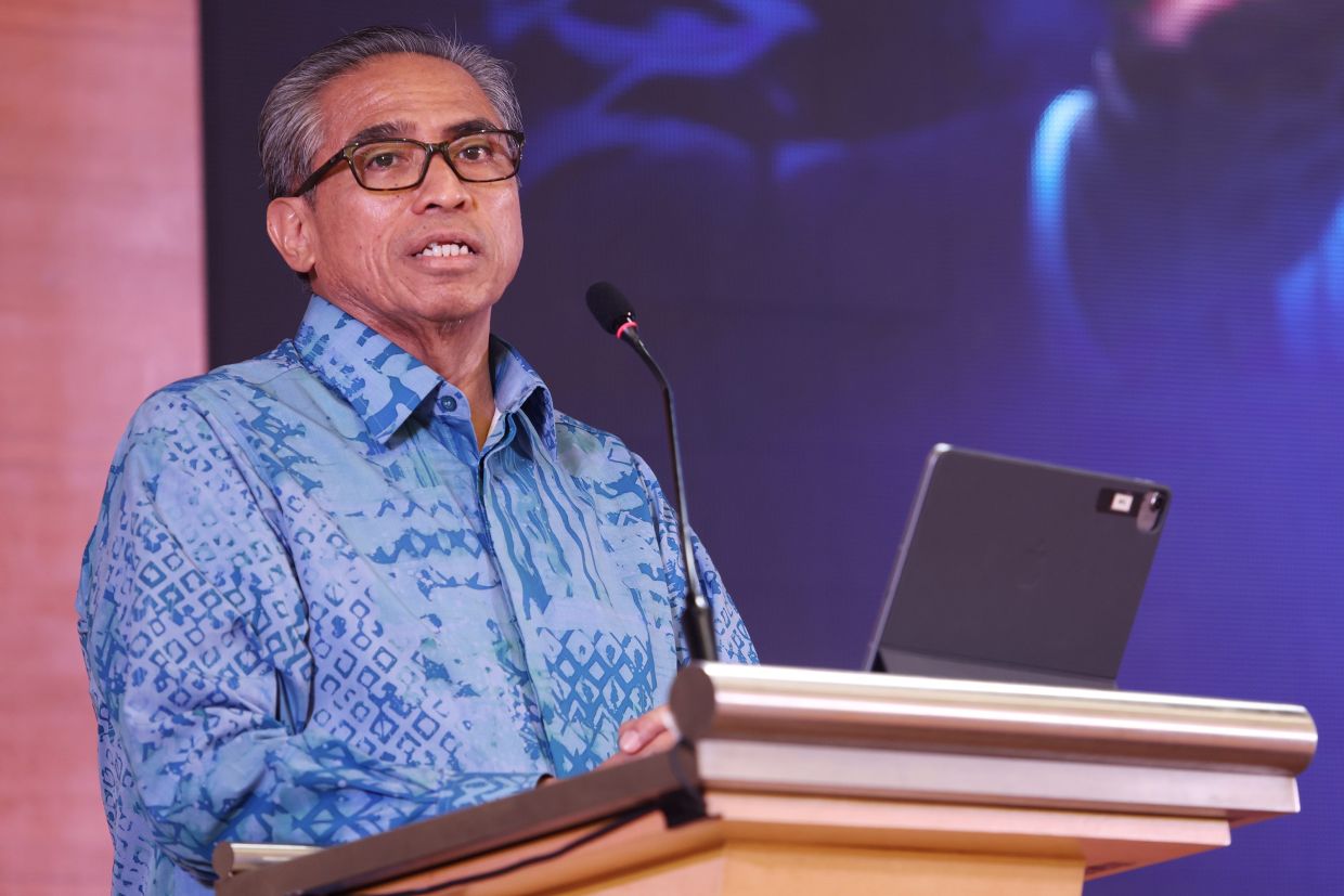 Shamsul Azri said the savings showed that the policy not only provided flexibility for civil servants but also helped reduce the government’s financial burden through lower subsidised fuel consumption.