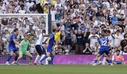 Soccer-Tottenham survive as Palhinha seals victory over Everton