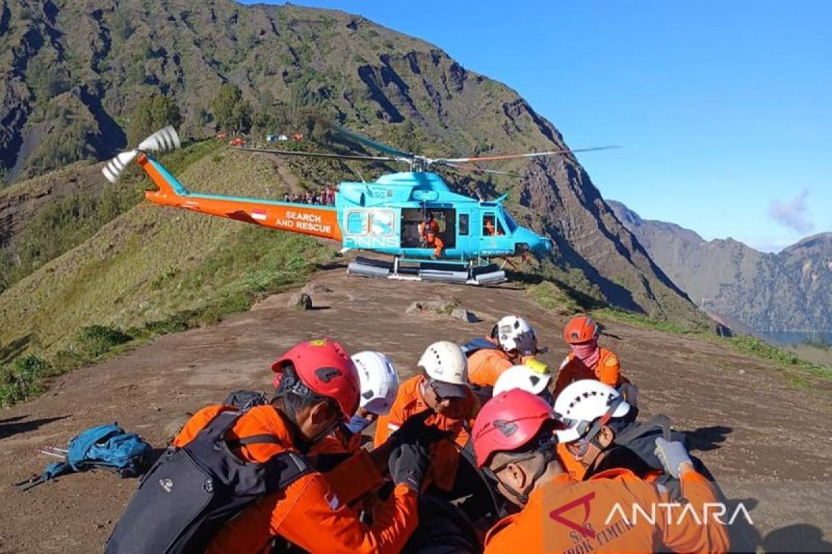 Indonesia’s National Search and Rescue Agency said the hiker was safely rescued on Tuesday morning after bad weather delayed rescue operations overnight.
