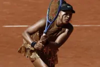 Tennis-Osaka ramps up fashion stakes at French Open before first-round win