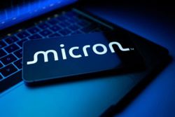 Micron closes in on $1 trillion market value as UBS triples share price target