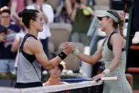 Tennis-No repeat for injury-ravaged Boisson as French women disappoint at Roland Garros
