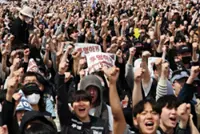Analysis-Samsung pay deal marks seismic change for South Korea, emboldening unions