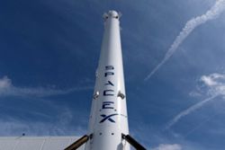 SpaceX set for fast entry into US, global indexes under new FTSE rules