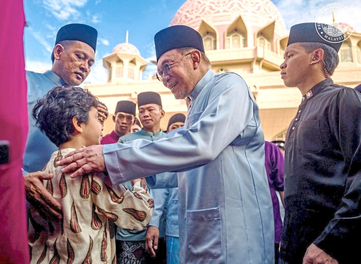 Muslims across the country celebrated Aidiladha with gratitude and devotion as thousands of worshippers, including national lea­ders, filled mosques nationwide to recite the takbir and perform the Aidiladha prayers together.