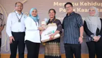Kaamatan cheer as 200 Kota Belud families get food baskets