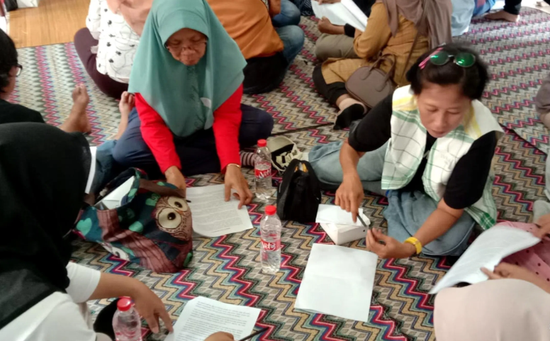 A domestic worker training event organised by the Sapu Lidi Domestic Workers' Union. - Courtesy of Ajeng Astuti