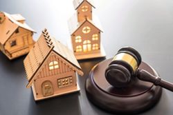 Auction market rising