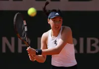 China's Wang Xinyu is no match for veteran Cirstea as Romanian wins match to reach French Open quarter-final in 17 years