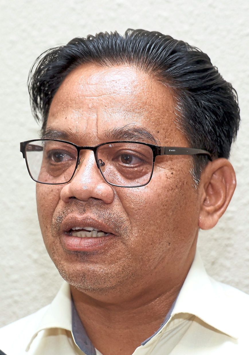 Shukri: Additional classrooms being built at 102 Selangor schools to prevent overcrowding.