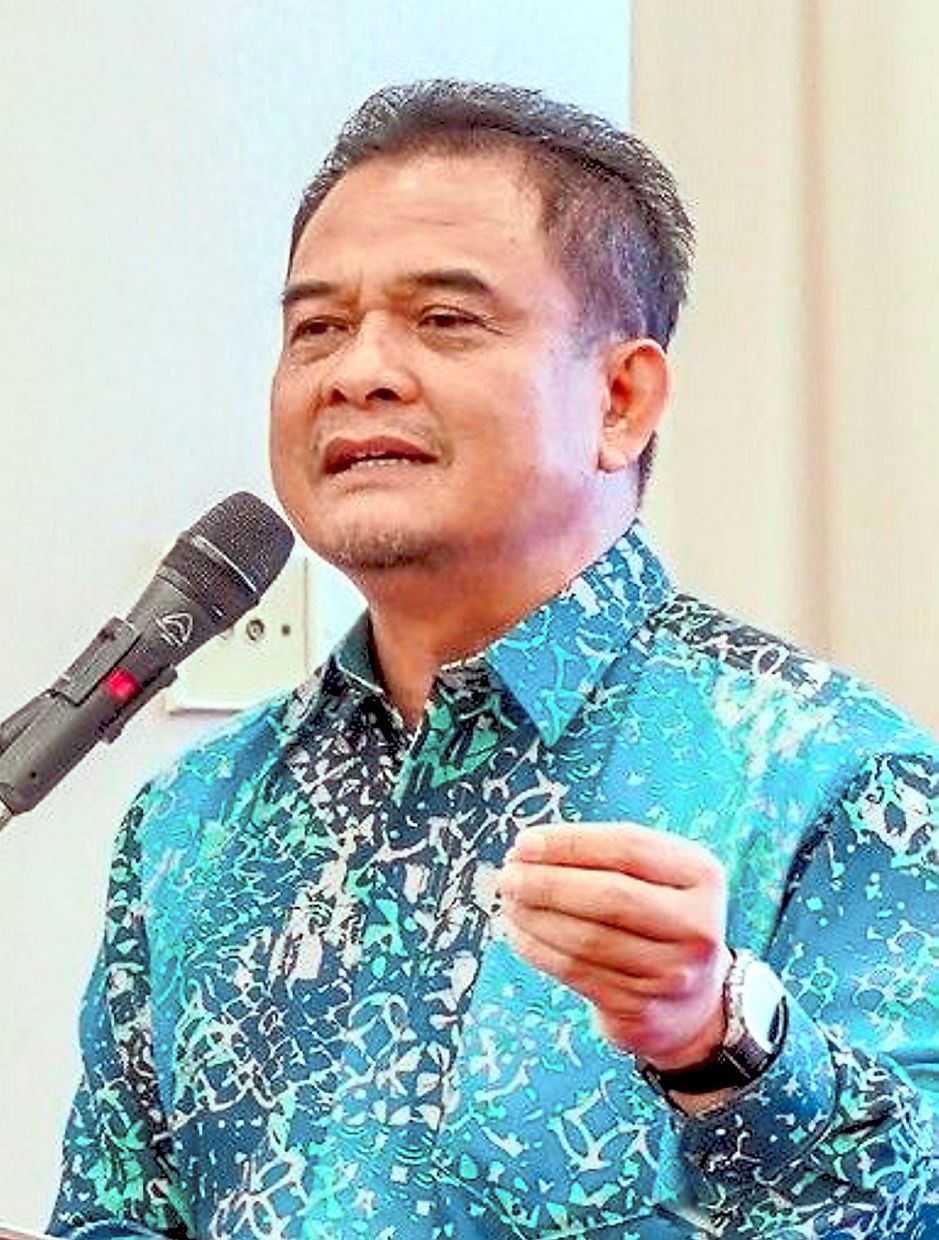 Zahari says fishermen can get fuel at 27 sales centres throughout the state. 
