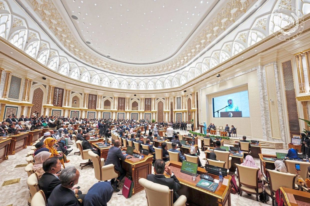 Delivering a royal address at a conference at the CIC in Tashkent in her capacity as Chancellor of Universiti Teknologi Malaysia. — All photos from Sultan Ibrahim Sultan Iskandar’s Facebook page